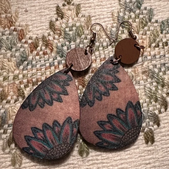 Hand painted sunflower Dark Brown Teardrop Earrings - Picture 2 of 3